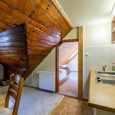 Hubert Гостевой дом